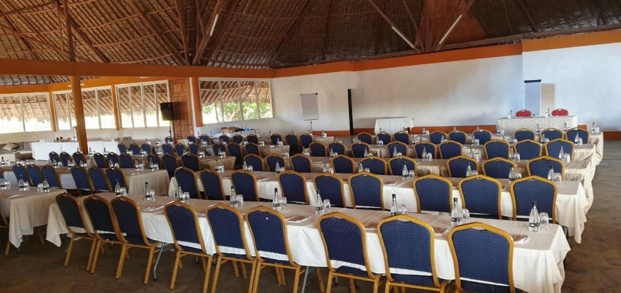 The One Hotel Watamu Bagian luar foto